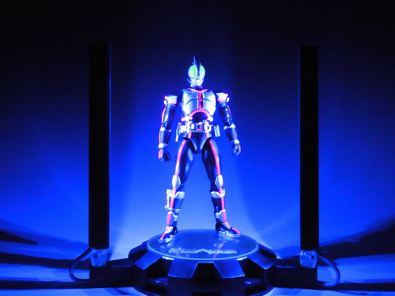 S.H.Figuarts「仮面ライダーファイズ GLOWING STAGE SET」レビュー