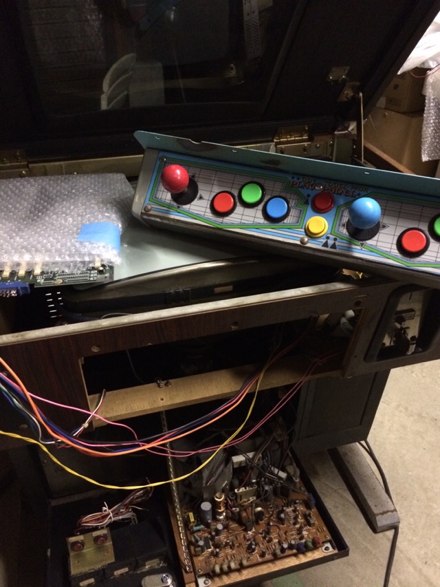 NEWラッキーエイトラインのテーブル筐体 - テーブル筐体な日々