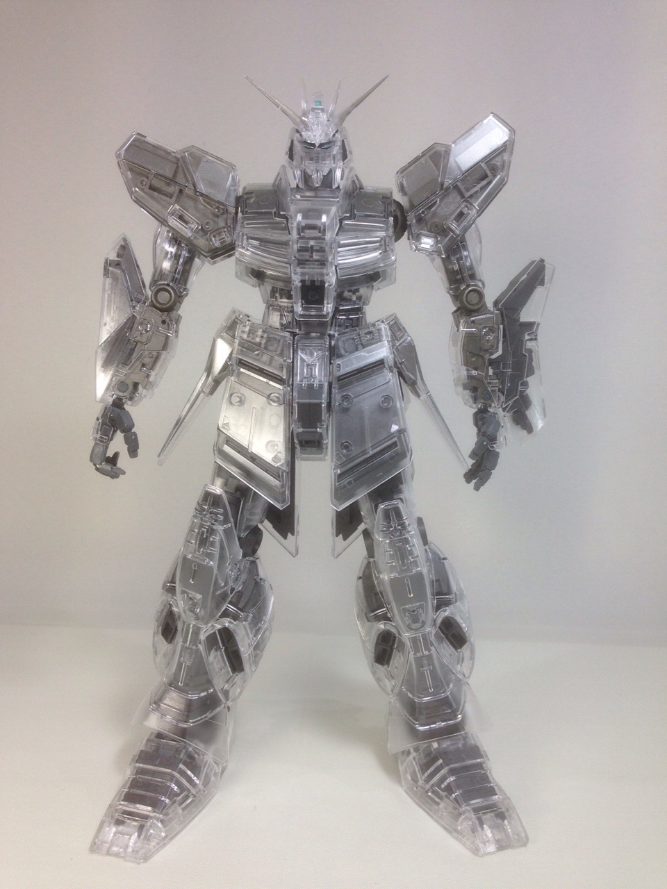ガンプラEXPO2015限定 MG 1/100 FA-93-ν2HWS Hi-νガンダム H.W.S〔ver