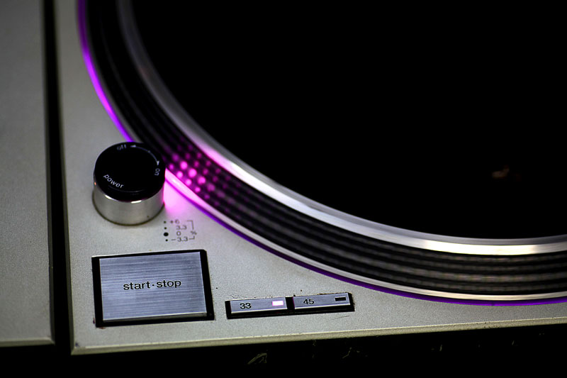 07月04日 – Technics SL-1200 LED 改造│SPREAD SOUND スプレッド