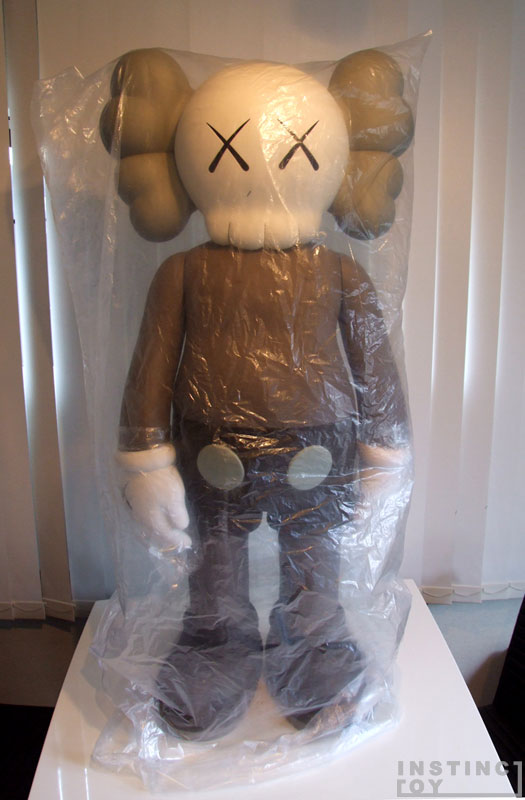 KAWS-4FEETコンパニオン開封レポ♪ | Blog@INSTINCTOY│ INSTINCTOYブログ