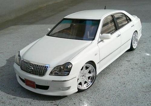 完成品車庫 アオシマ180系マジェスタ後期型・アンクエルション仕様