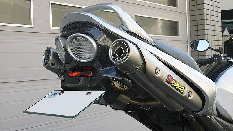 AKRAPOVIC製 GSR600用 スリップオンマフラー【装着編】 | Ponji's GSR