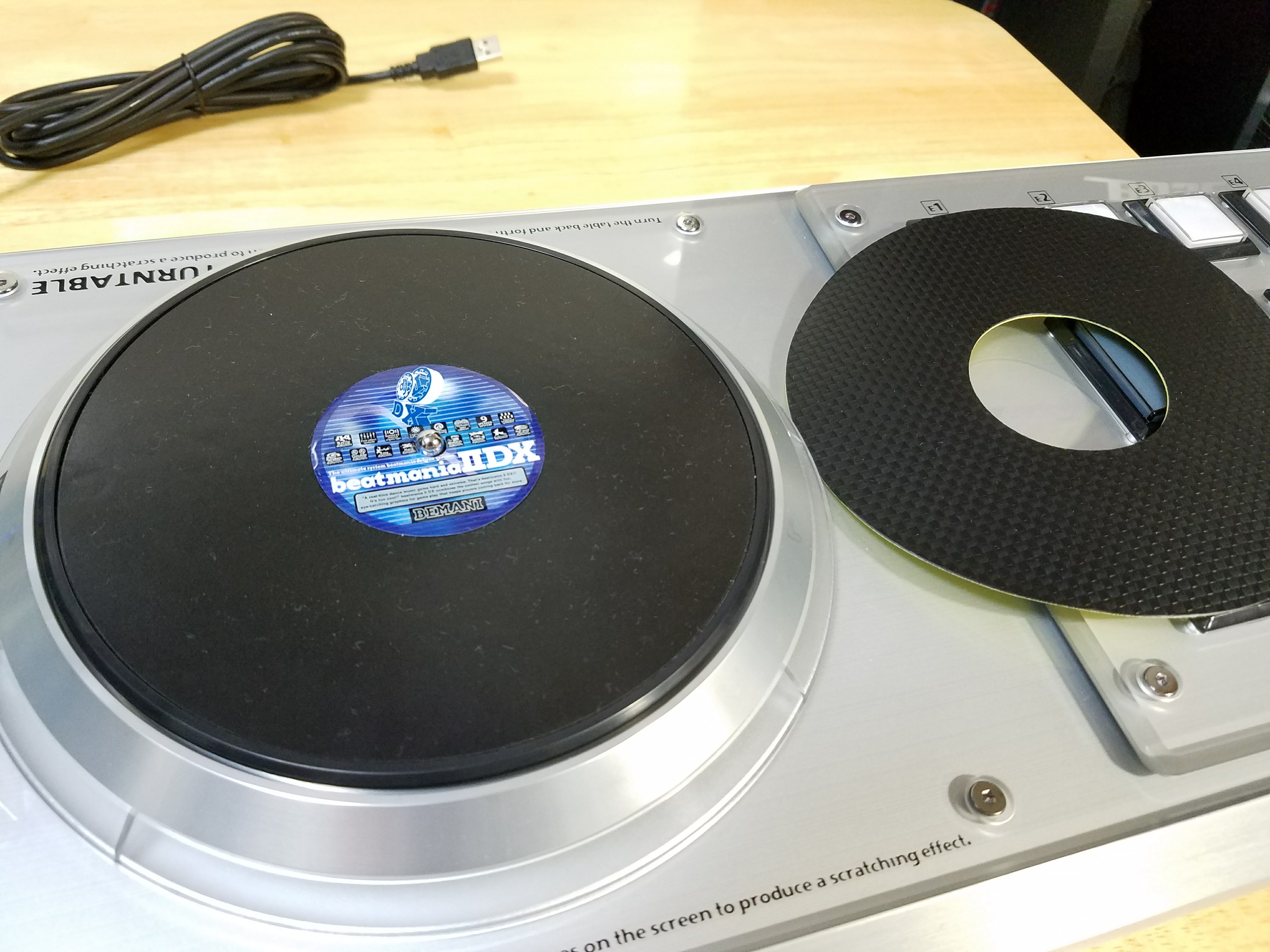 INFINITASコントローラのEMP皿化 - FlipFlopBlog