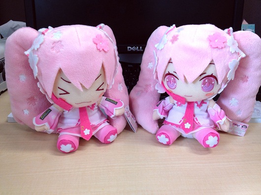 お知らせ】TAITOさんから桜ミクぬいぐるみが登場！全国のゲーム