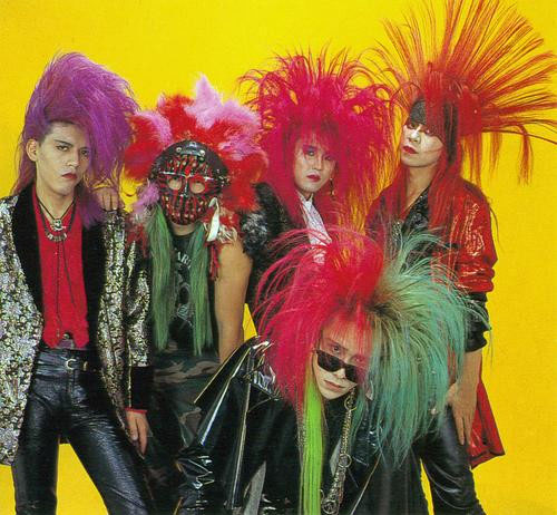 COLOR / カラー ページ-