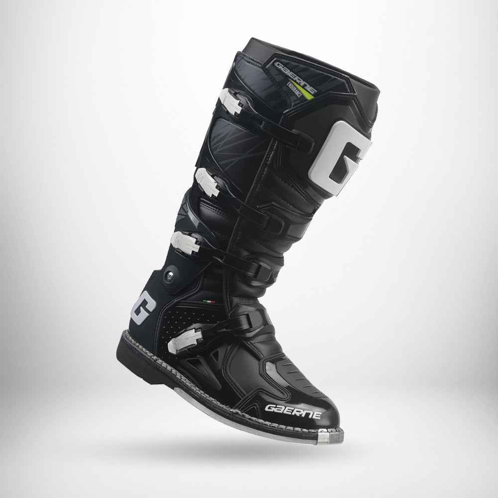 試着無料】ガエルネ ファストバック ブラック - オフロードブーツ