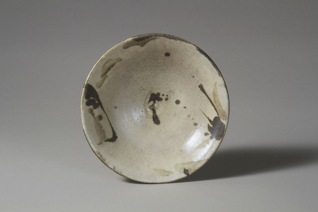 栗駒陣ヶ森焼 鈴木照雄作 中皿 民藝 栗駒陣ヶ森焼 鈴木照雄作 中皿 民