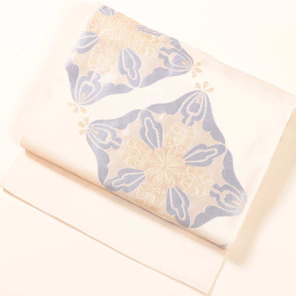 洛風林】織九寸名古屋帯 （ふくれ織、白地、臥蝶花文）名古屋仕立上