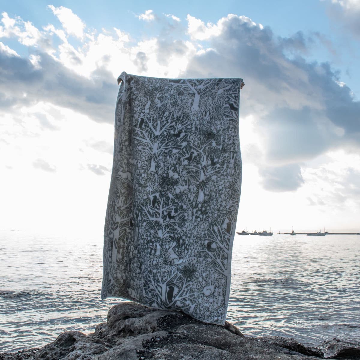 クリッパン×ミナ・ペルホネン 10周年記念 ウールシングルブランケット