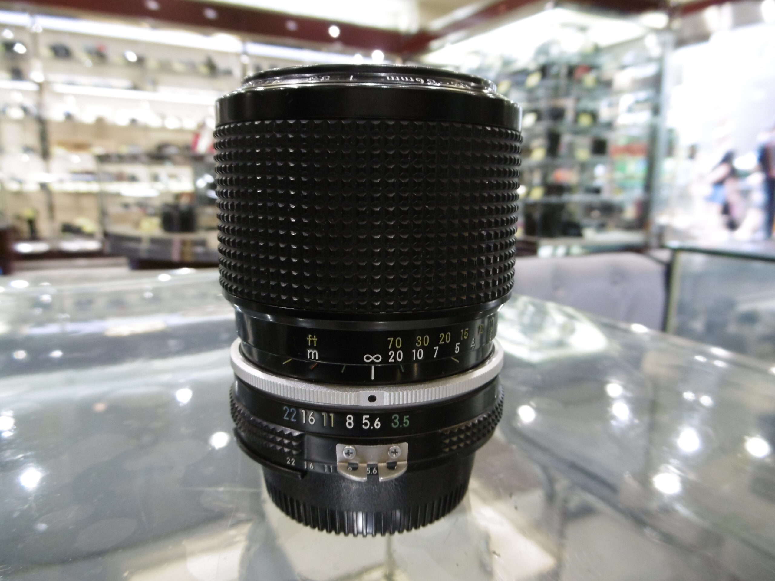 ニコンFE＆Ai 43-86/3.5で行く下町散歩