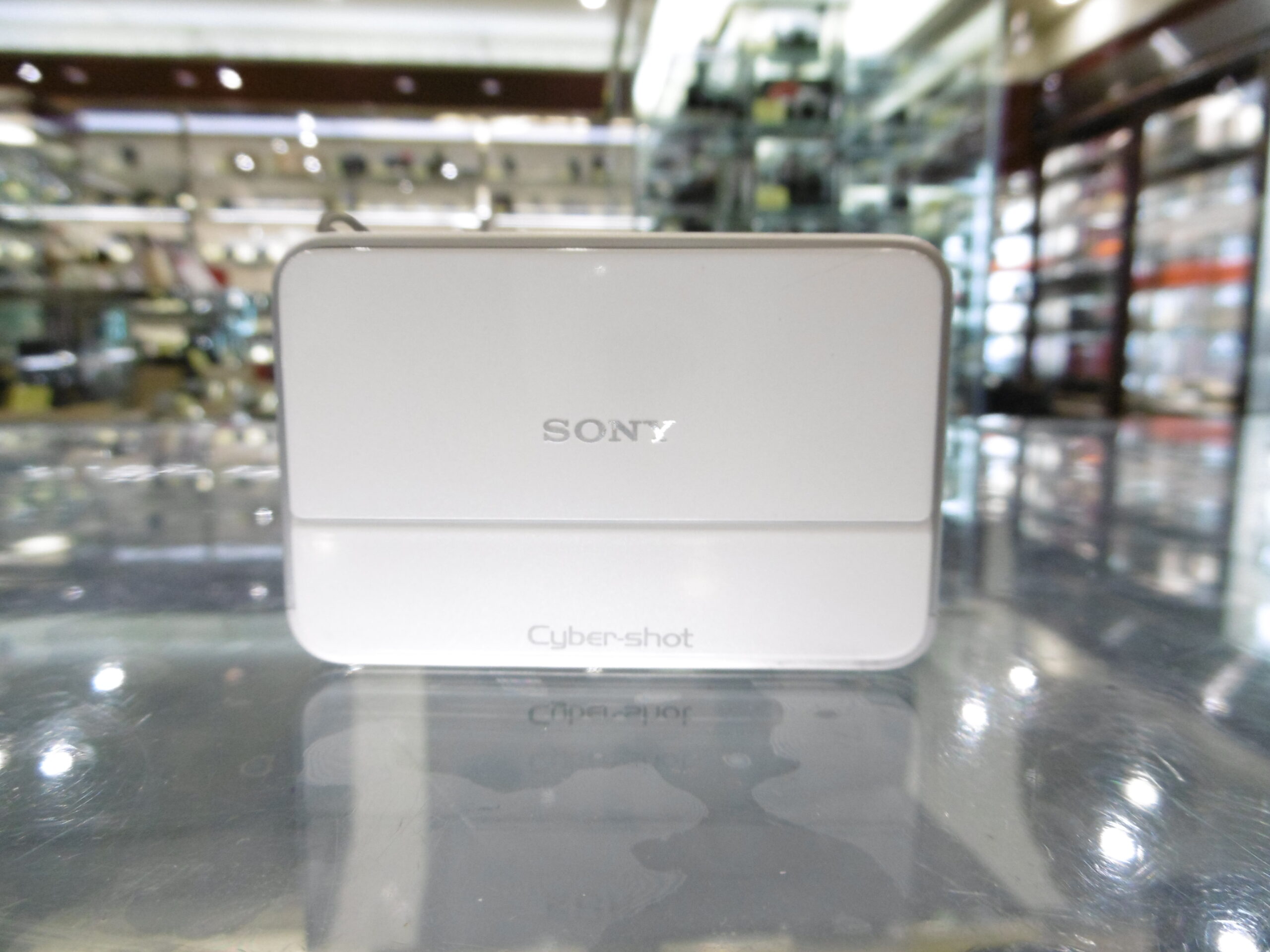 CCD コンパクトデジタルカメラ「SONY DSC-T2」