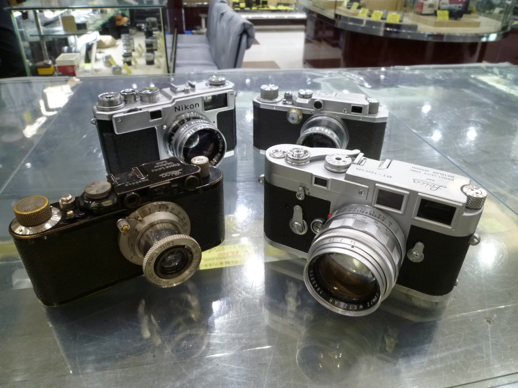 初心者向け】これからフィルムカメラを始める方へ～レンジファインダー