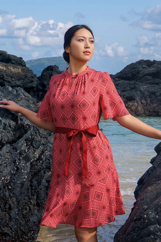 kayMe 半袖ひざ丈ワンピース 11号 水色 ワンピース– kay me