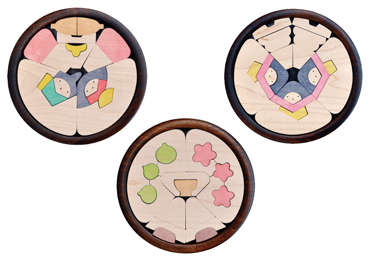 小黒三郎 組み木 ひな人形 円びな三段飾り（小）（普通垂幕） 木の