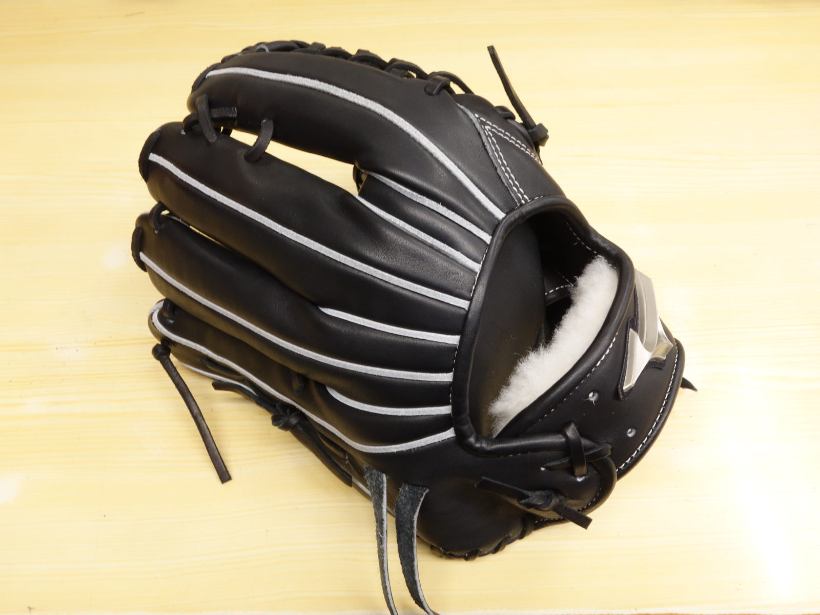 Yuuma 様 ミズノプロ 軟式 外野手用グラブ（イチローモデル） 型付け