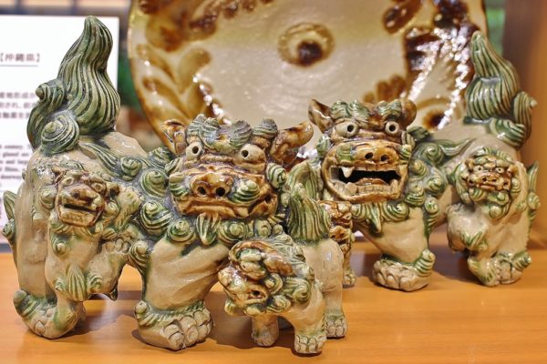 力強くあり続ける独特な壺屋焼 | 伝統工芸 青山スクエア