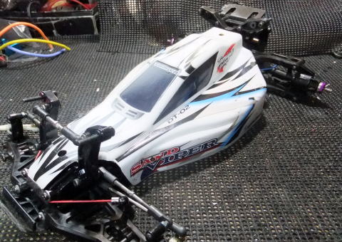 サンドバイパー＠4枚目塗ってみた : ひろやんのRC日記