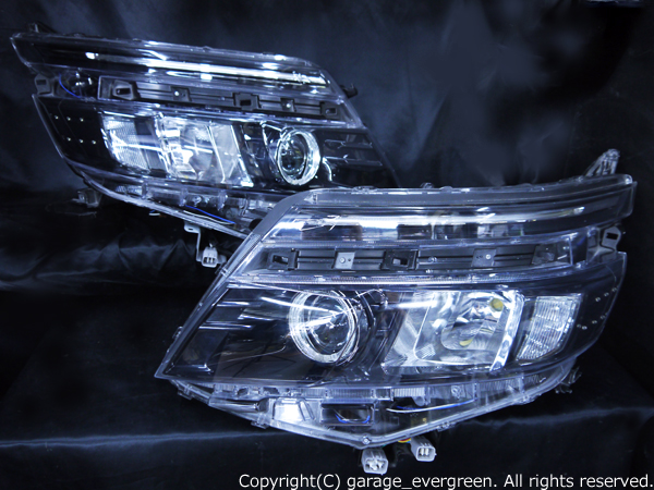トヨタ ZZR80系 ヴォクシー 純正LEDロービーム車用 純正ドレスアップ