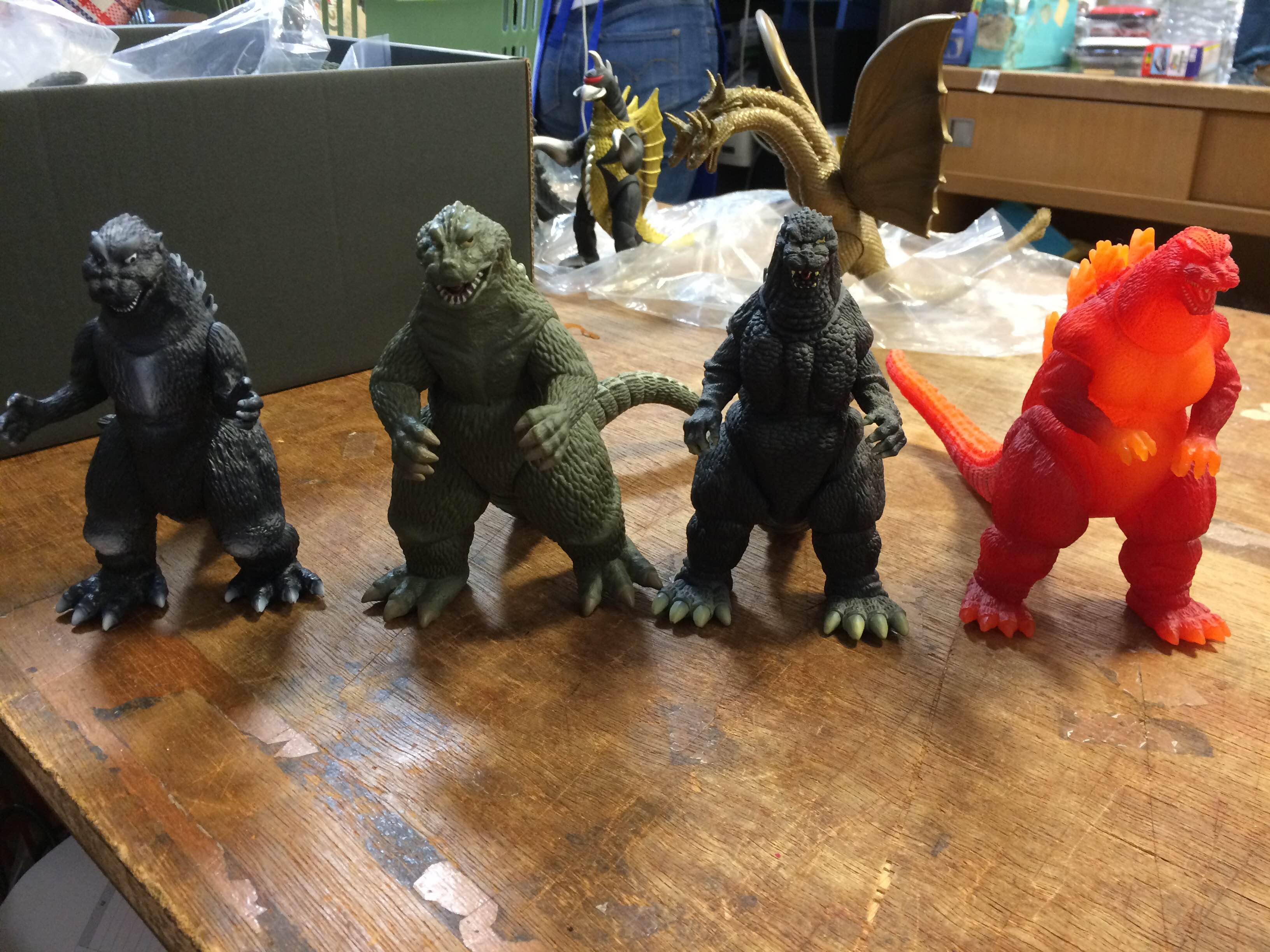 ゴジラ50周年メモリアルボックス フィギュア ゴジラ 日本 50周年記念