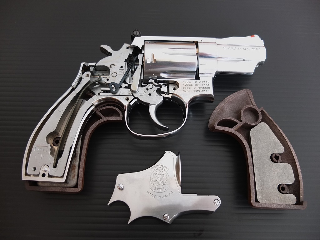 KOKUSAI S&W M66 COMBAT MAGUNUM 2.5in/M10 MILITARY&POLICE 4in: GFC