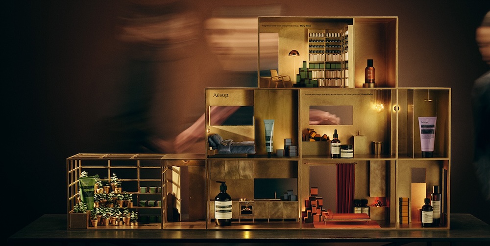 かぐわしい祝祭のための贈り物 イソップがもてなし役を務める、豊かな