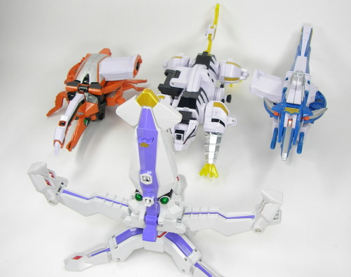 侍合体シリーズ04 烏賊折神（2ページ目）