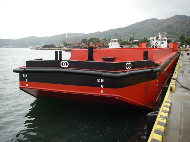 はしけ・バージ | 製品・実績 | 本瓦造船株式会社