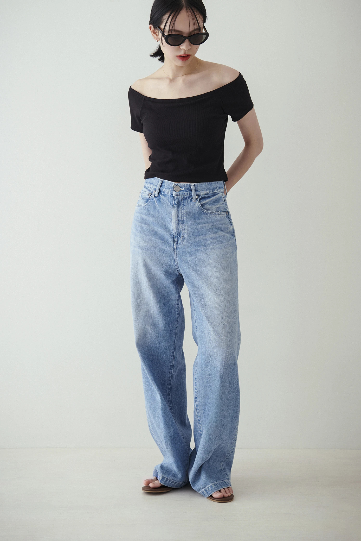 RED CARD TOKYO（レッドカード トーキョー）｜Sloganアイテムの詳細