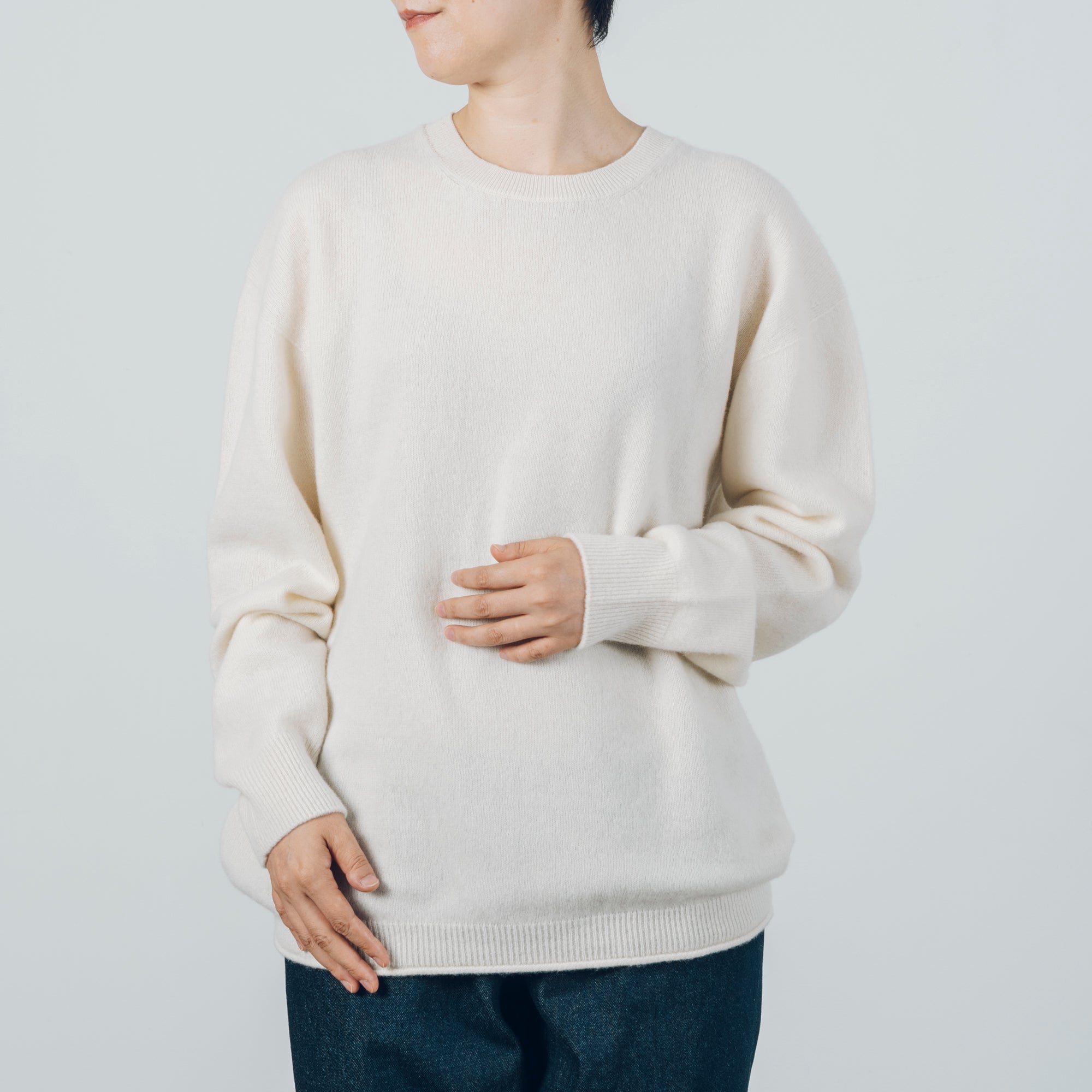 クルーネックセーター］メリノウール / タスマニアホワイトsize2
