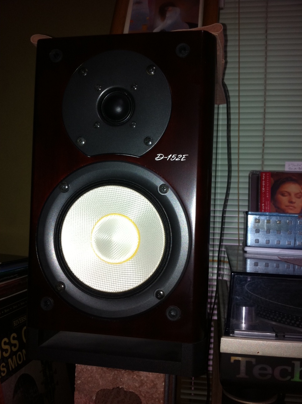 ONKYO D1E と D-152E の比較 | ジャズ好きの貧乏オーディオファンの