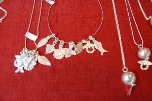 金細工（かんぜーく）またよし 健次郎さんの房指輪。 | おみちん的生活