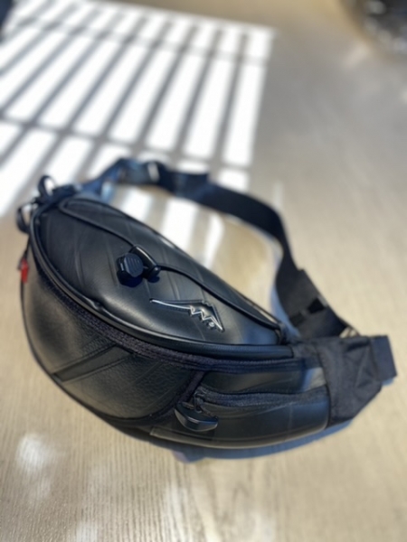 限定バッグ入荷しました！：KUSHITANI 横浜店 | KUSHITANI PERFORMANCE