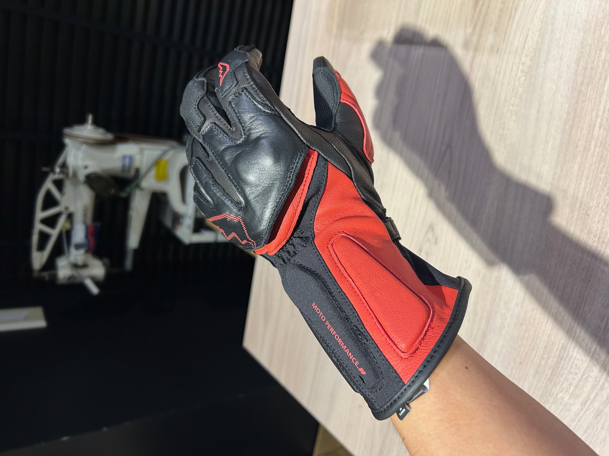 入荷速報！！】2025年秋冬モデル〈K-5606 GPゼストウインターグローブ