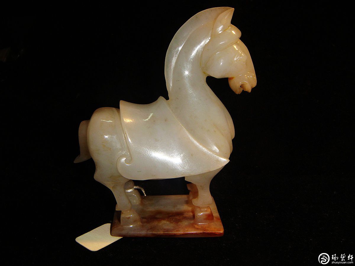古代玉马的造型-琢艺轩和田玉移动版