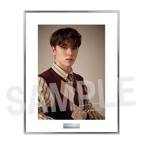 CDJapan : SEVENTEEN Framed Photo (w/ Printed Autograph) [Vernon