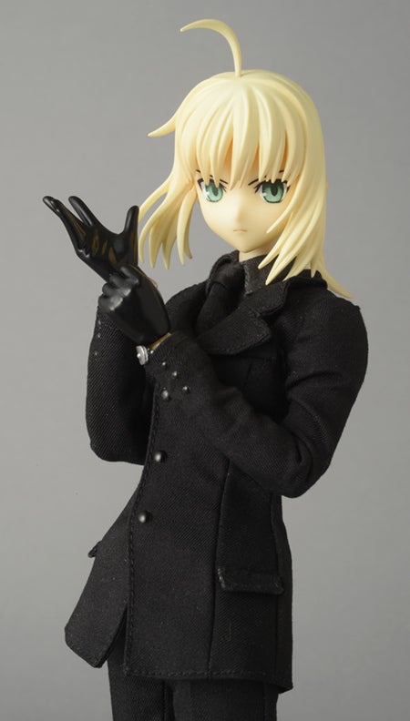 RAH セイバー スーツVer.』 その1 | MEDICOM TOY STAFF BLOG