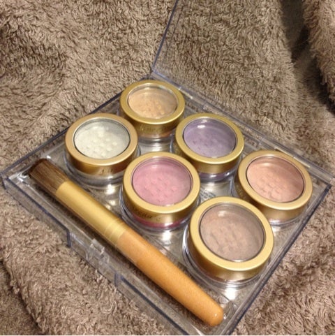 ☆ジェーン•アイルデール24kゴールドマインで艶キラメイク。 | 単なる