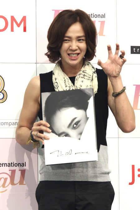 チャン・グンソク初公式写真集発売記念 チャン・グンソク展 公開記者