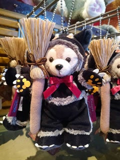 ダッフィー10周年 復刻ぬいぐるみバッジ＆コスチュームセット（黒ネコ