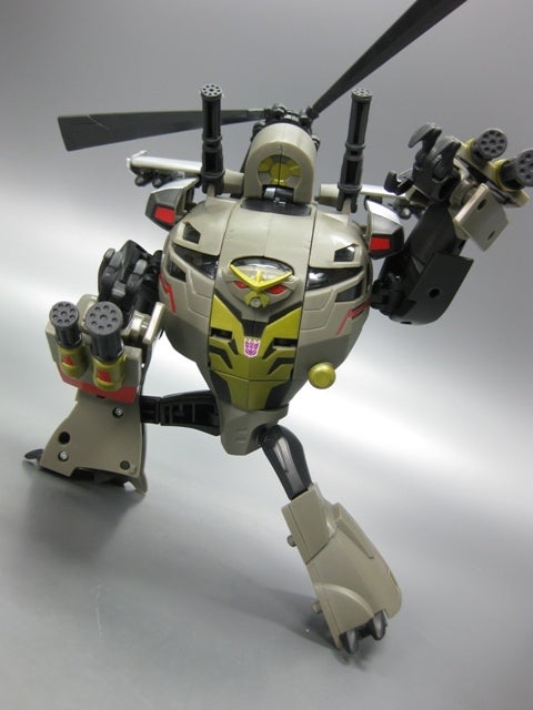 TFアニメイテッド ブラックアウトBLACKOUT | ぶっちぎり