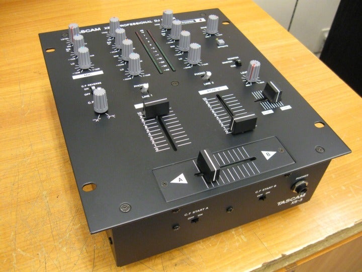 DJ】機材紹介ミキサー編（Tascam Xs3) | 孤高のヲタクDJブログ