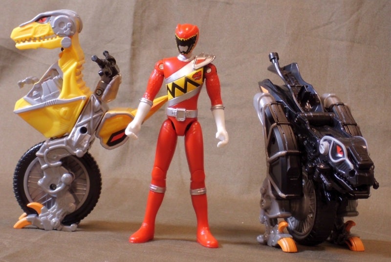 ディノチェイサー＆キョウリュウレッドセット（ディノチェイサー編