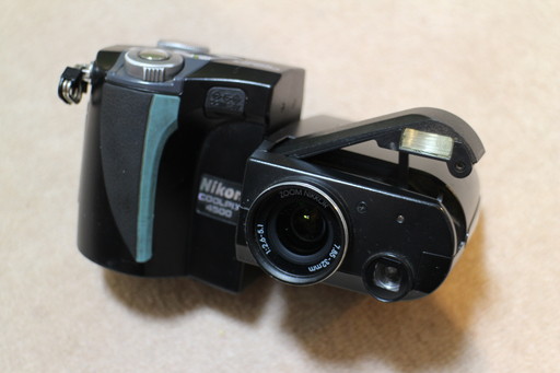 Nikon COOLPIX 4500 - オールドデジカメを楽しもう！