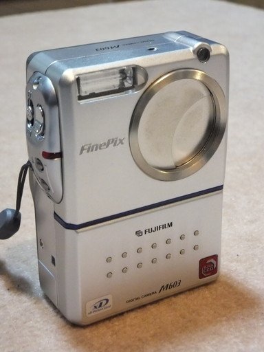 FUJIFILM FinePix M603 - オールドデジカメを楽しもう！