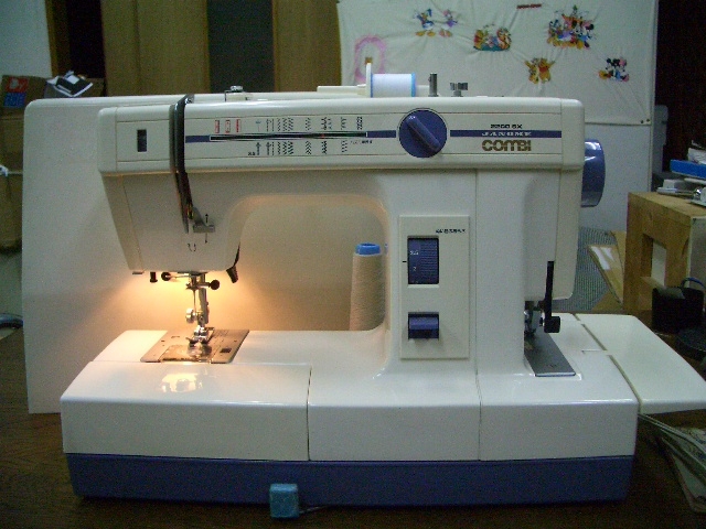 ロック付き 1台2役の ジャノメ COMBI 2200SX -リサイクルミシン（中古
