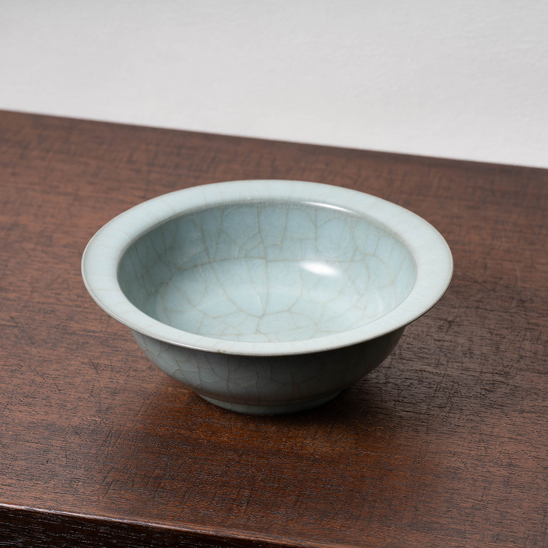 南宋官窯 青磁折沿鉢 – 燦禾 SANKA