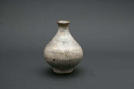 高仲健一 三島徳利 三和堂 (東京・日本橋）