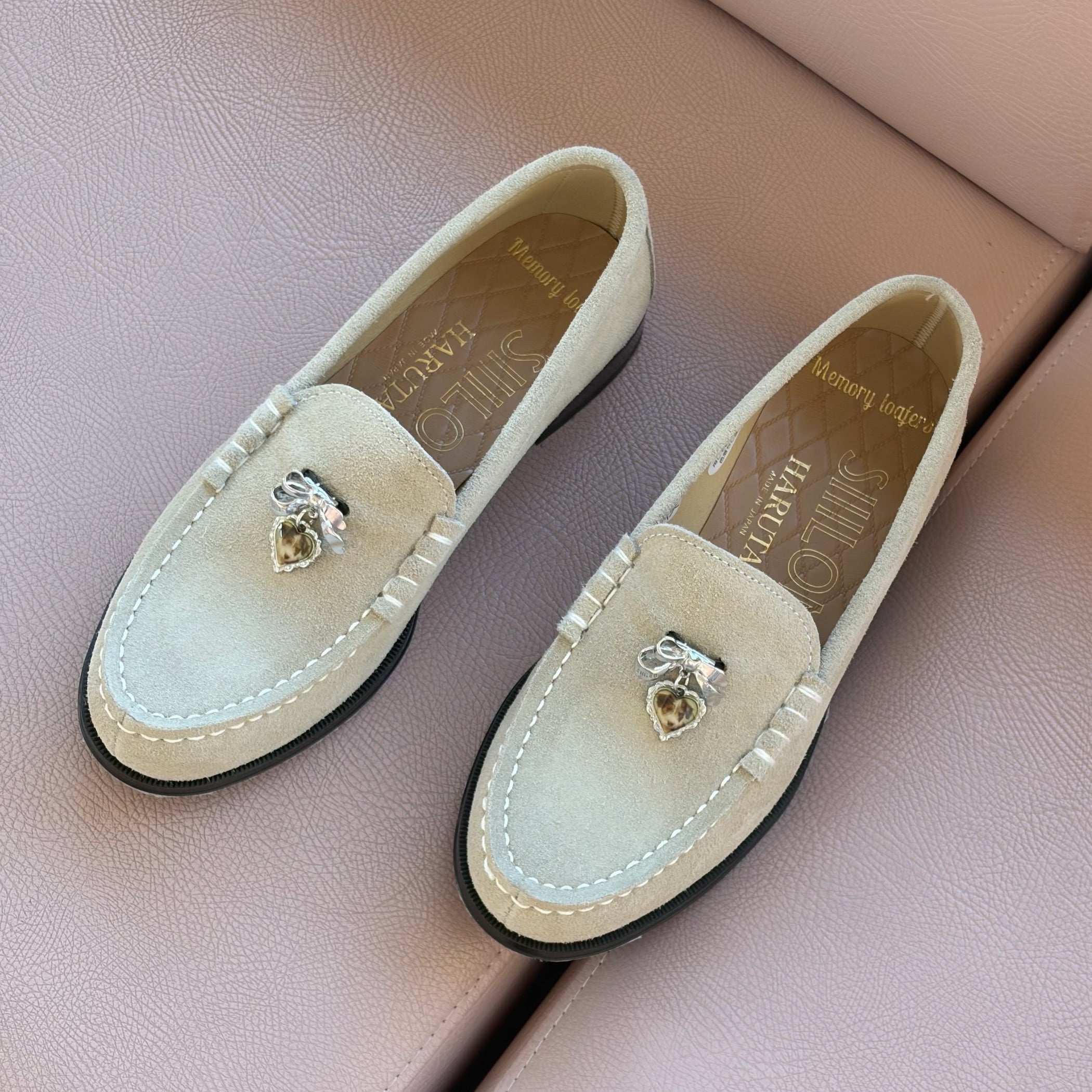 SIIILON×HARUTA Memory Loafer】dangle heart / Silk beige / ベロア