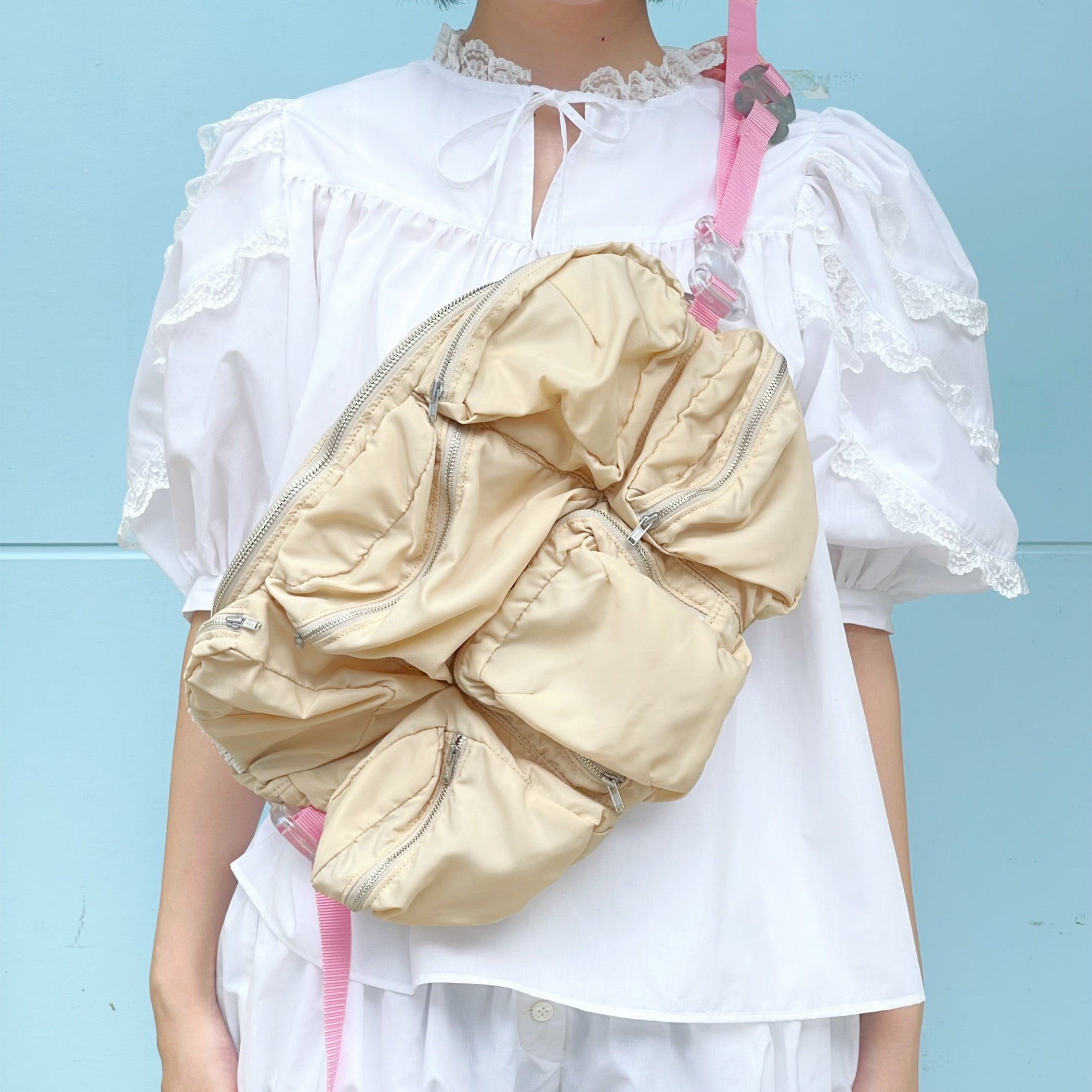 SHEEP LIMITED】MIKIOSAKABE 7pockets bag / Cream x Pink x Aurora